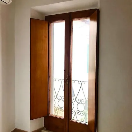 Casamare. Centro Storico. Apartamento Orbetello
